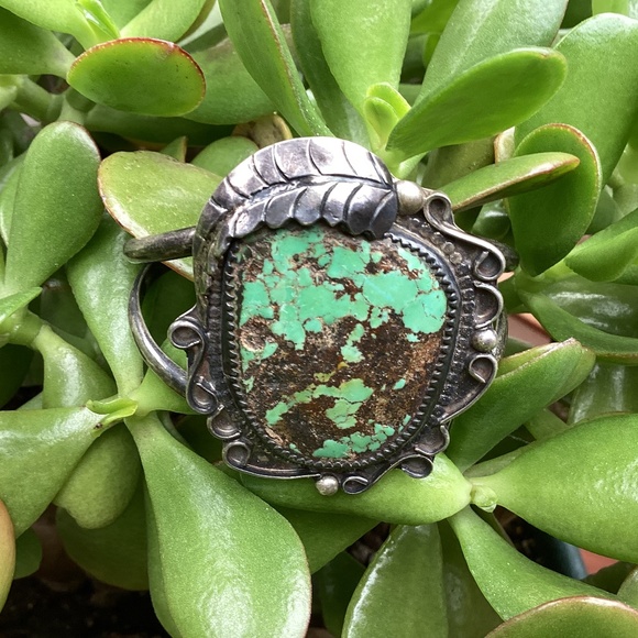 Vintage Native American Sterling Silver Old Pawn Turquoise Cuff - Picture 16 of 16